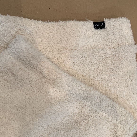 PINK By Victorias Secret cozy marshmallow pant Sherpa style. Great condition - Picture 2 of 4